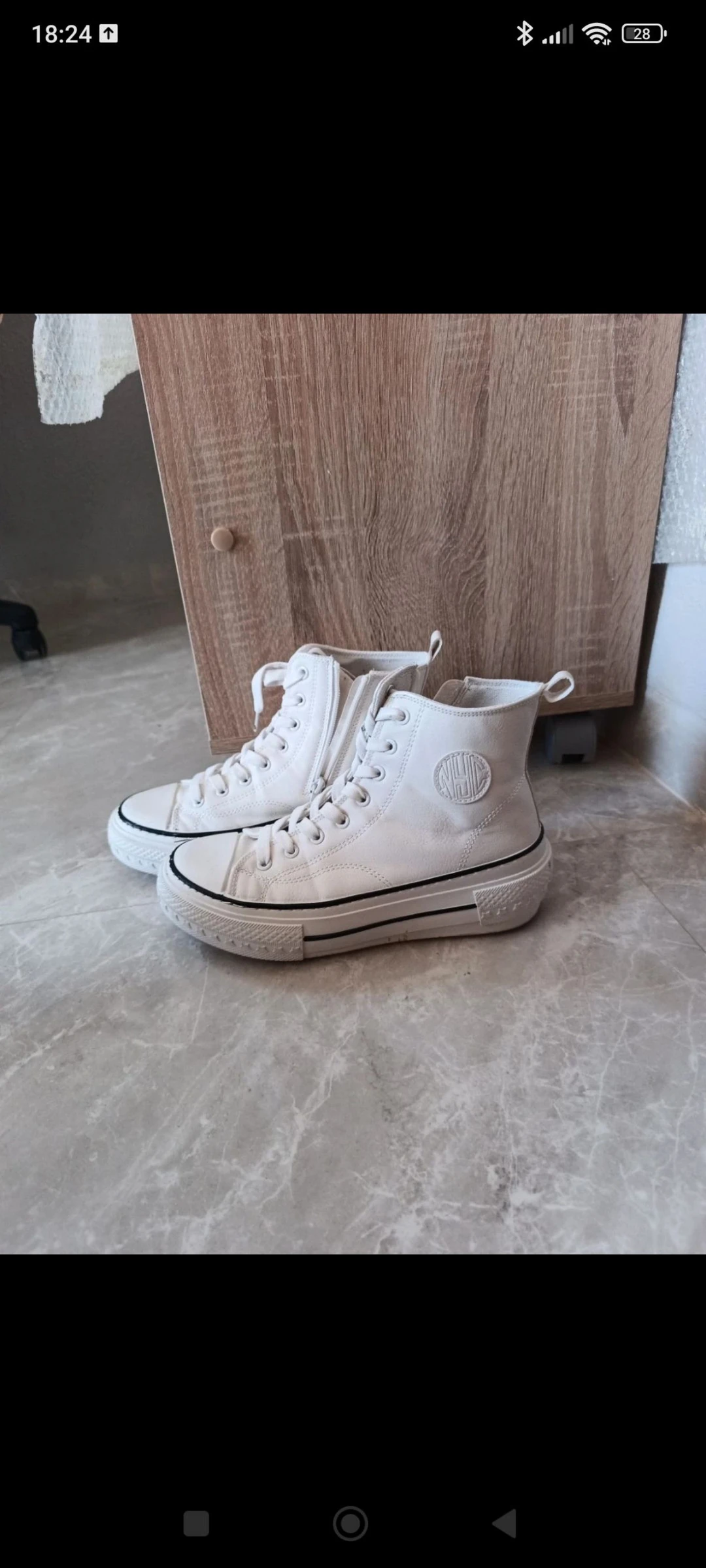 Zapatillas bota blanca talla 40